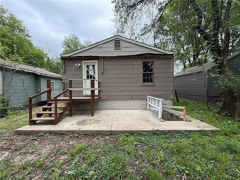 Listing photo 4