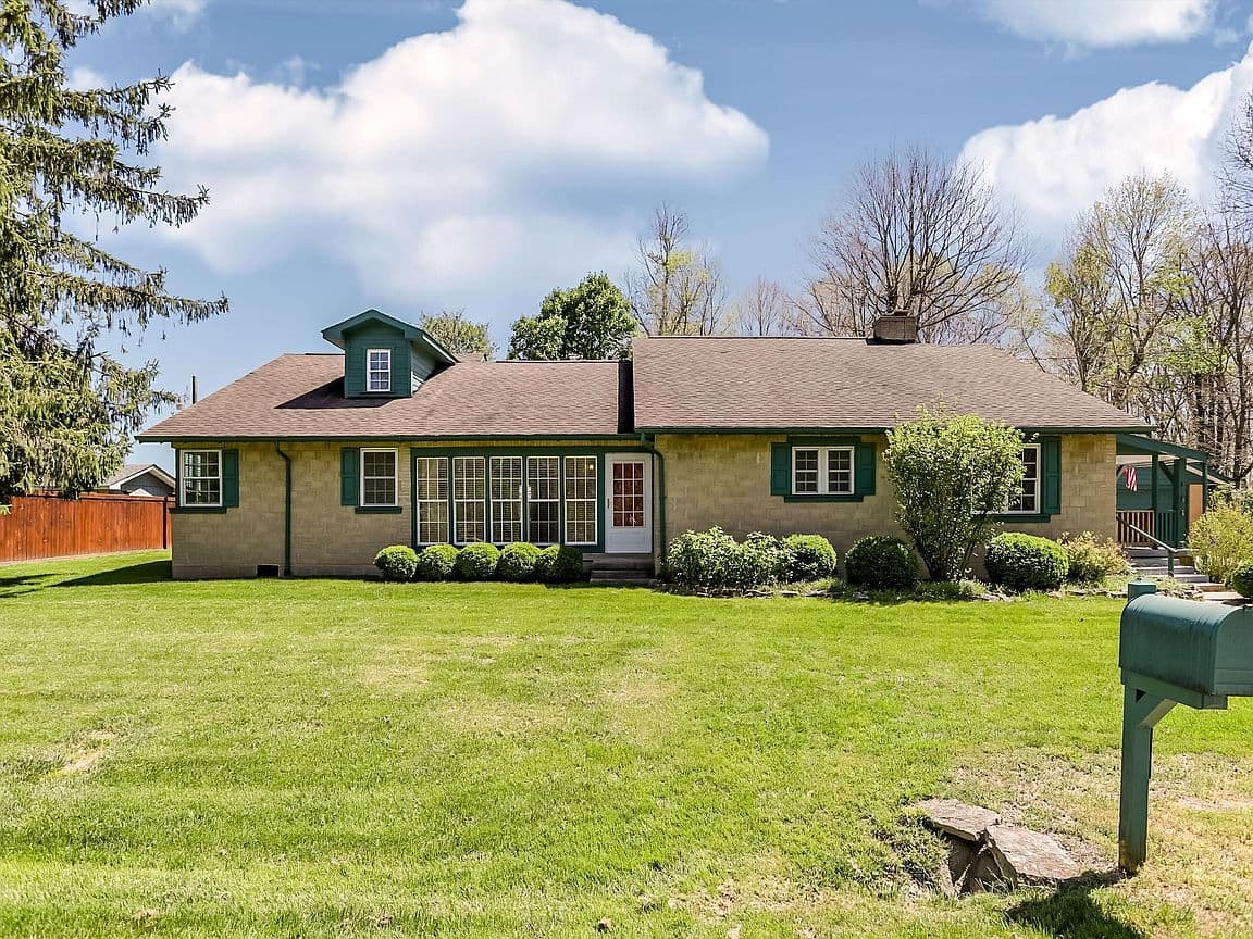 Primary listing photo