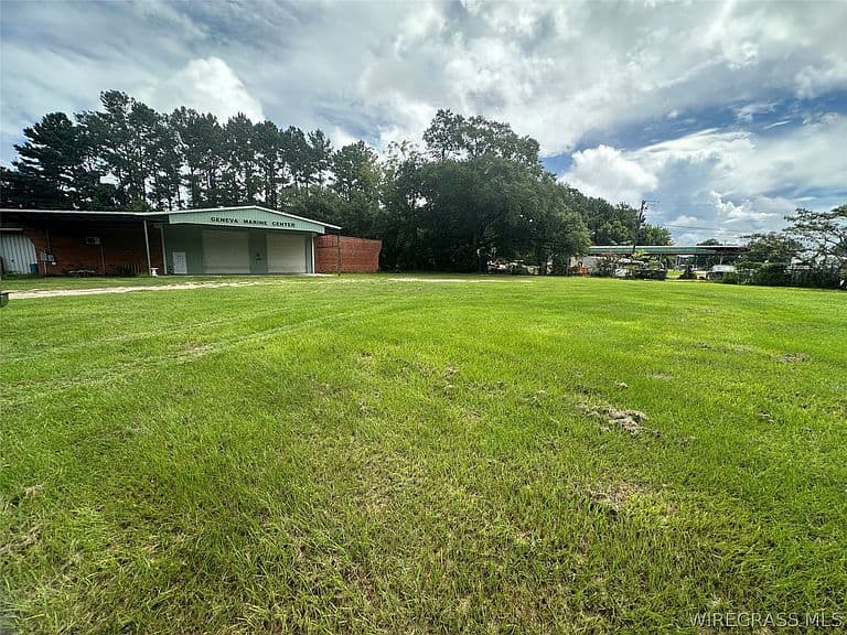 Listing photo 5