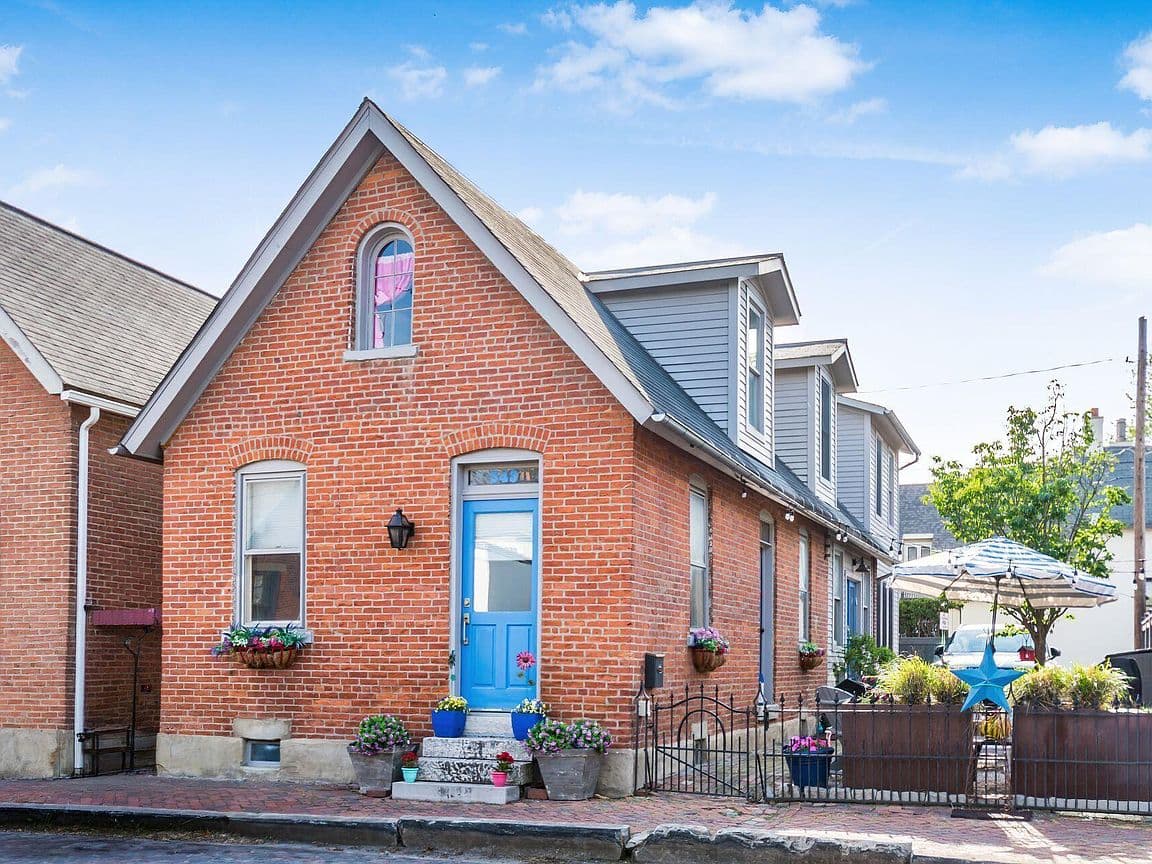 Primary listing photo