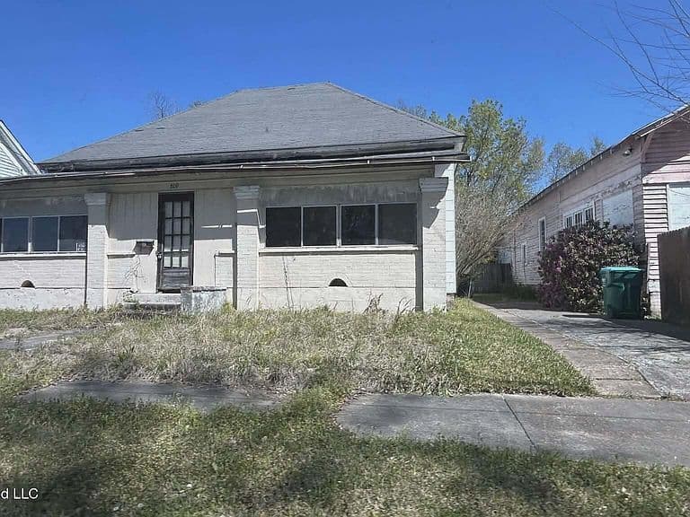 Listing photo