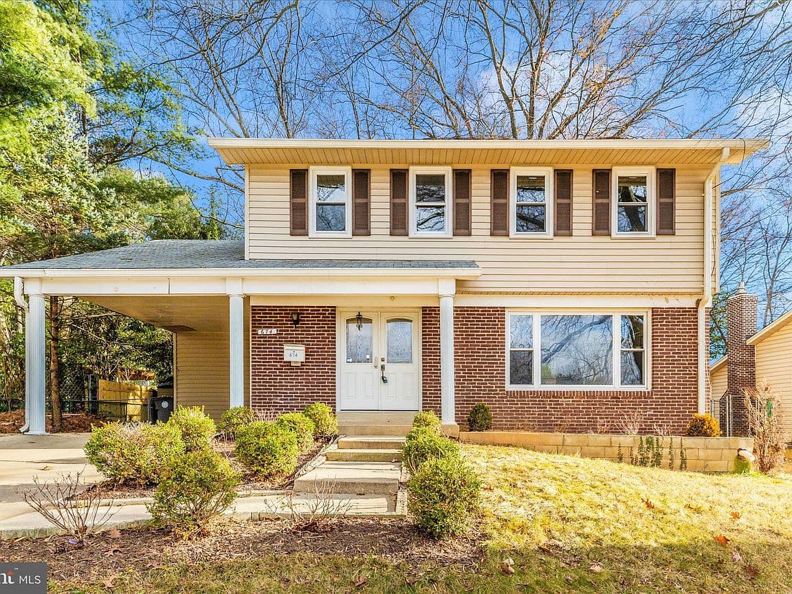 Primary listing photo