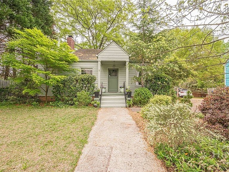 Listing photo 5