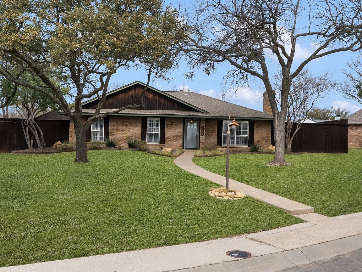 Primary listing photo