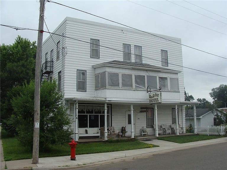 Listing photo