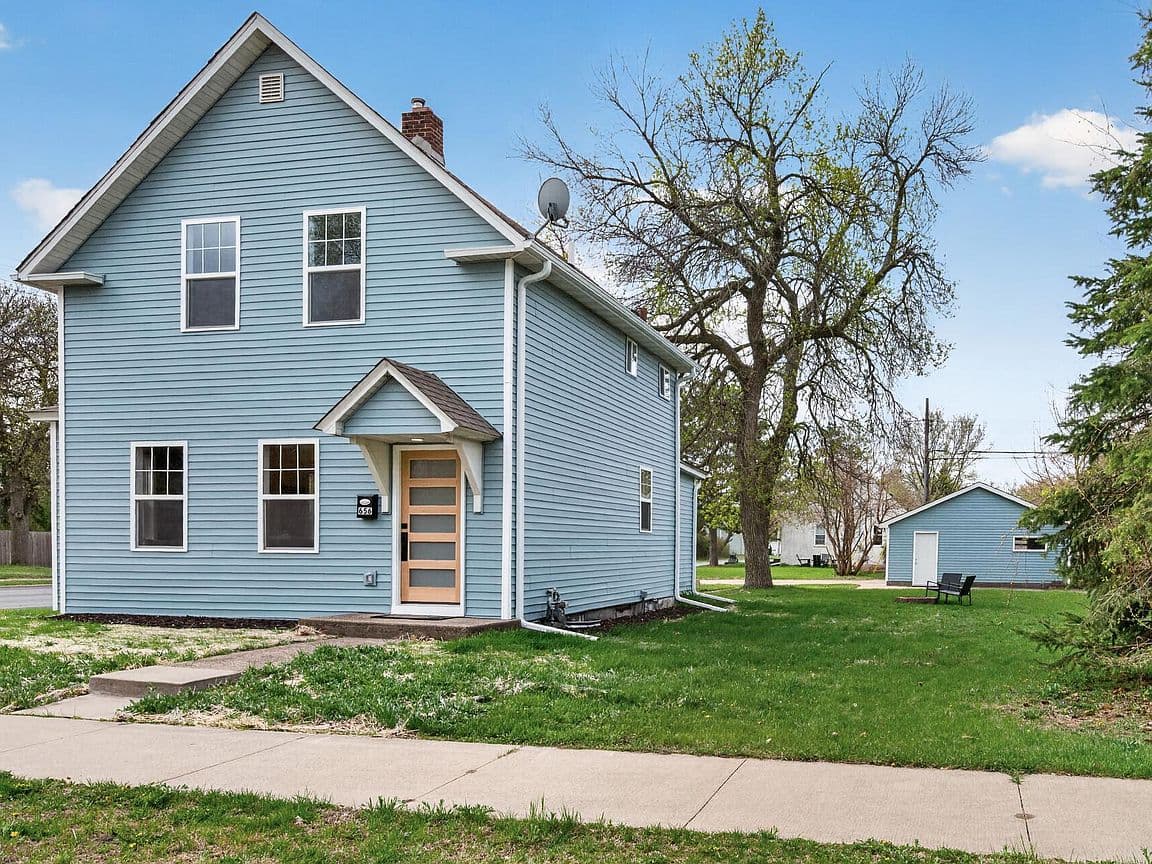 Primary listing photo