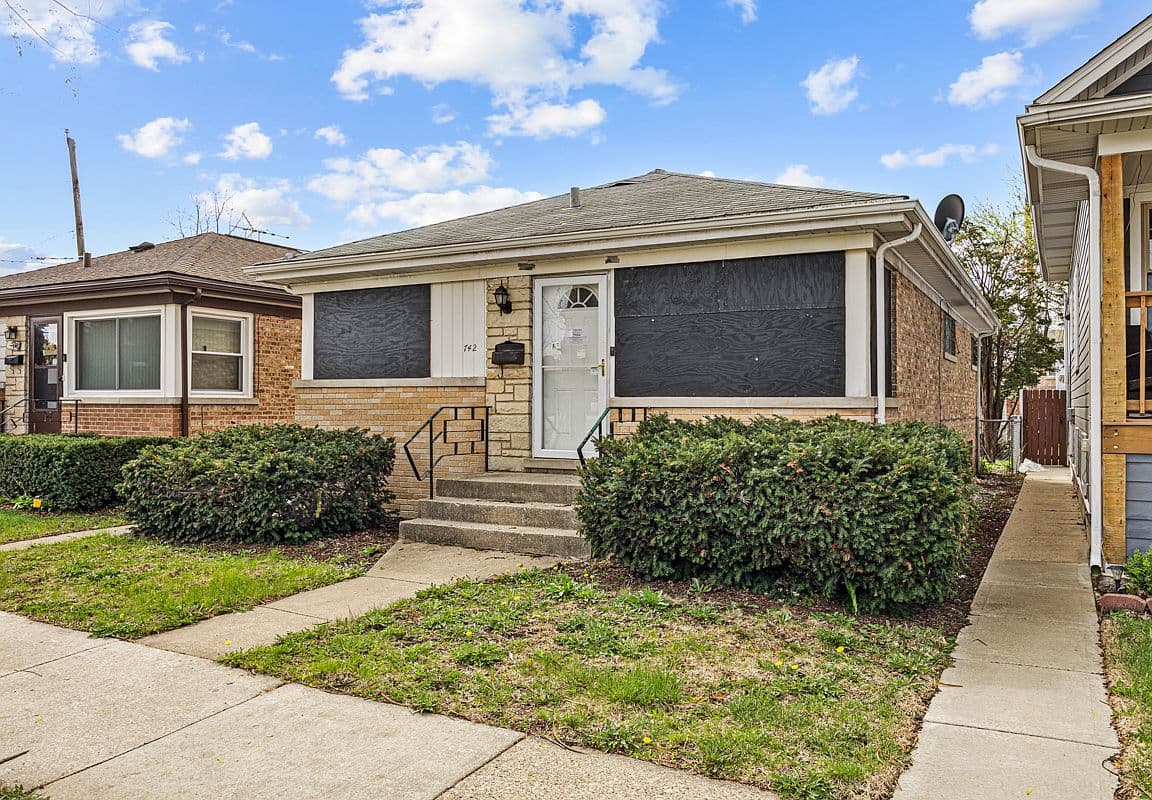 Primary listing photo