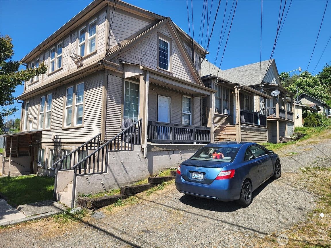 Primary listing photo