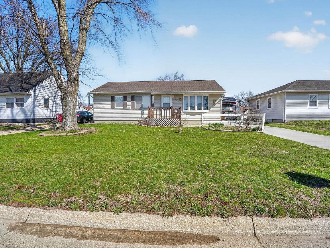 Primary listing photo