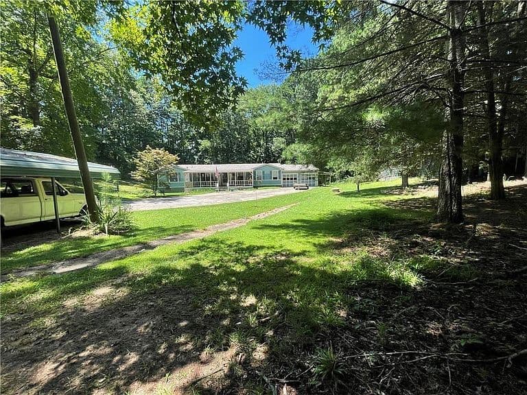 Listing photo 4
