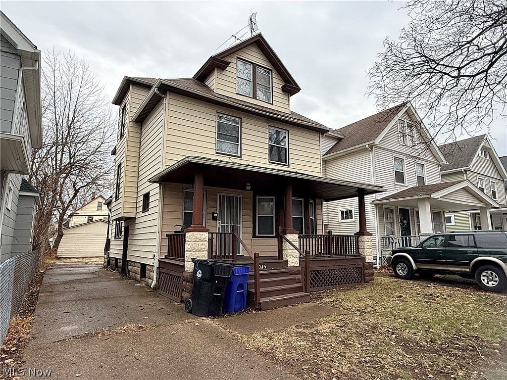 Primary listing photo