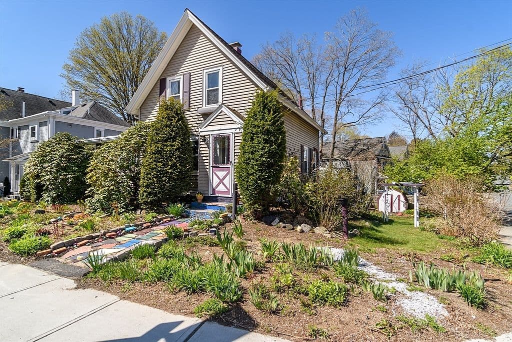 Primary listing photo