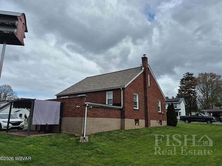 Listing photo 5