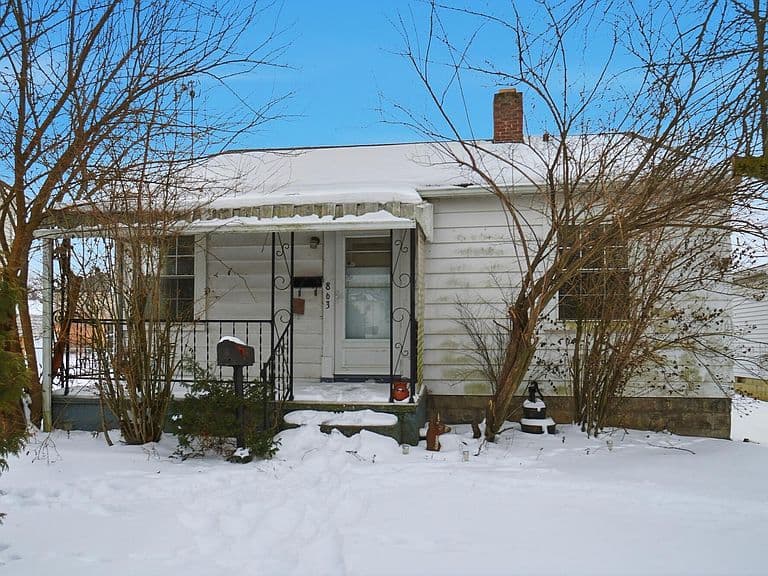 Listing photo 3