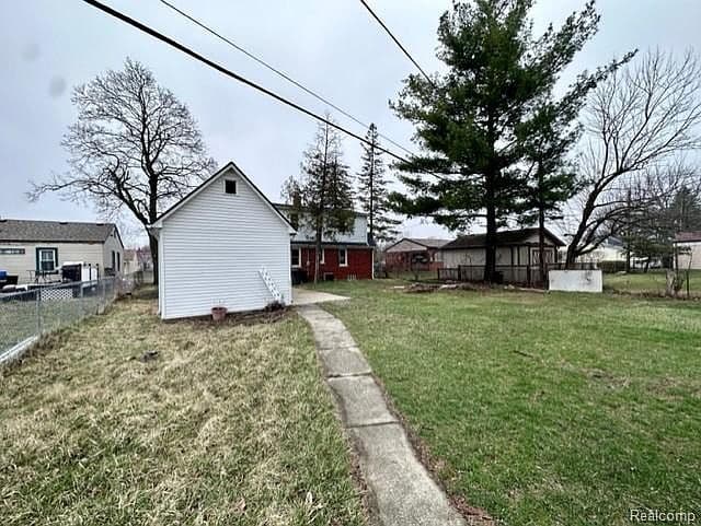 Listing photo 4