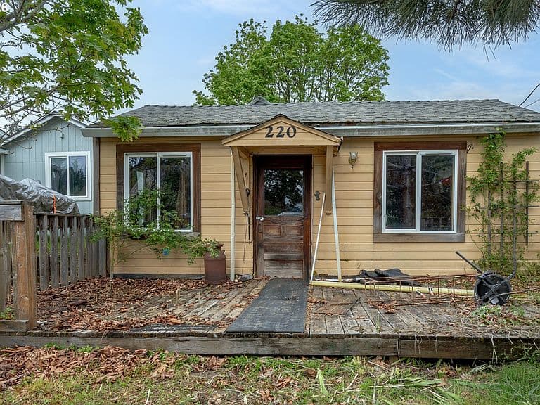 Listing photo 3