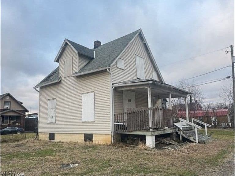 Listing photo 3