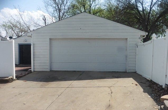 Listing photo 5
