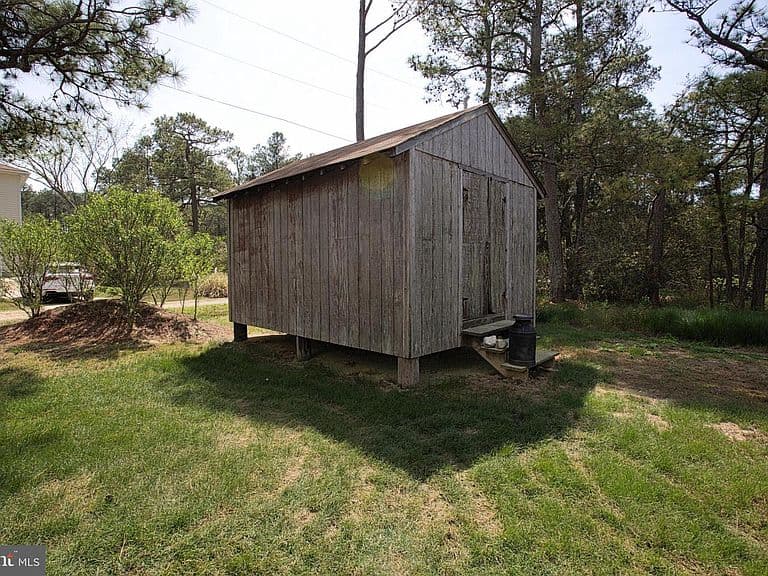 Listing photo 5
