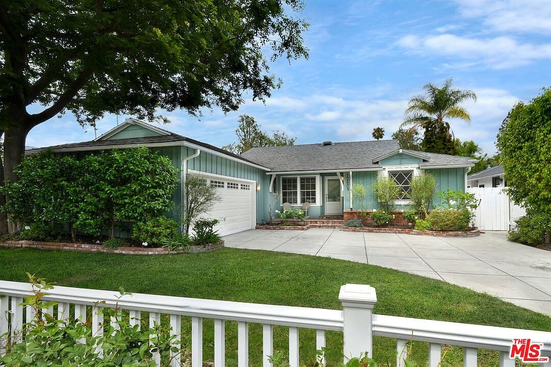 Primary listing photo
