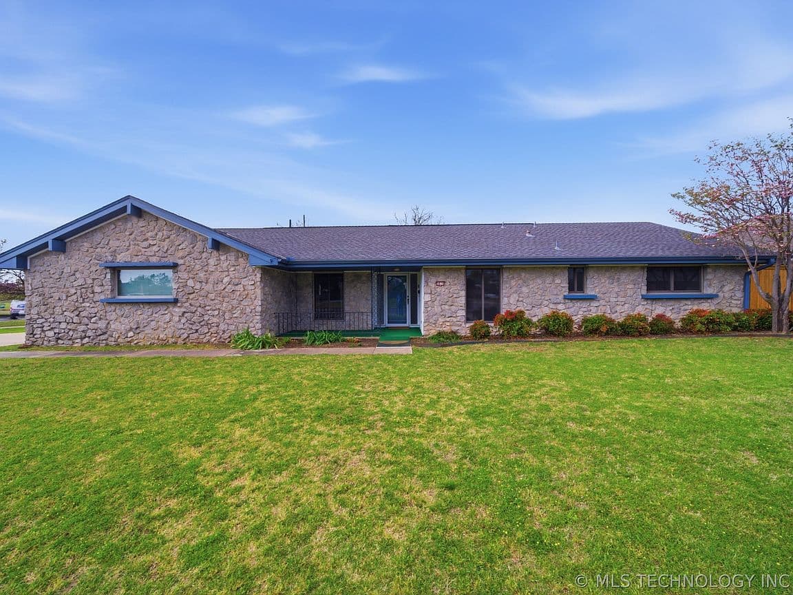 Primary listing photo