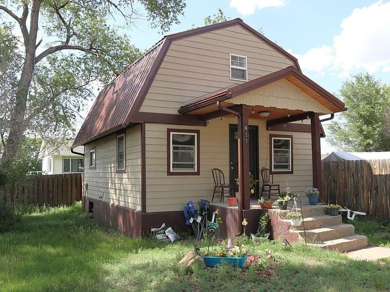 Listing photo 2
