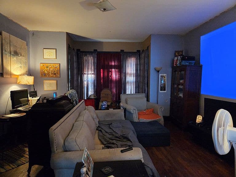 Listing photo 4
