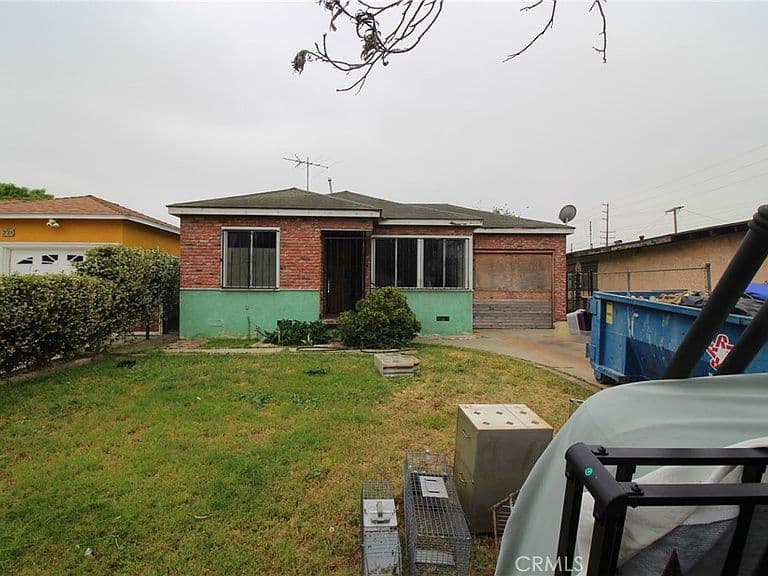 Listing photo 4