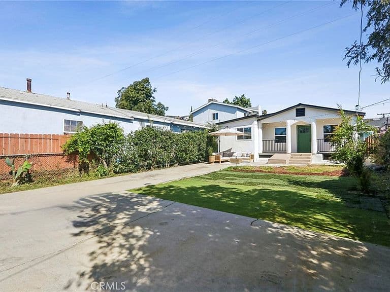 Listing photo 3