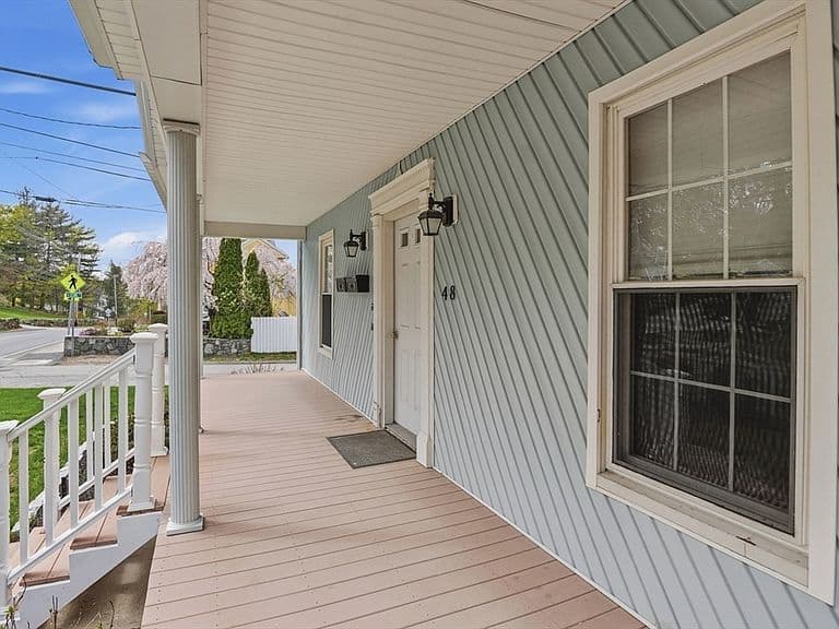 Listing photo 3