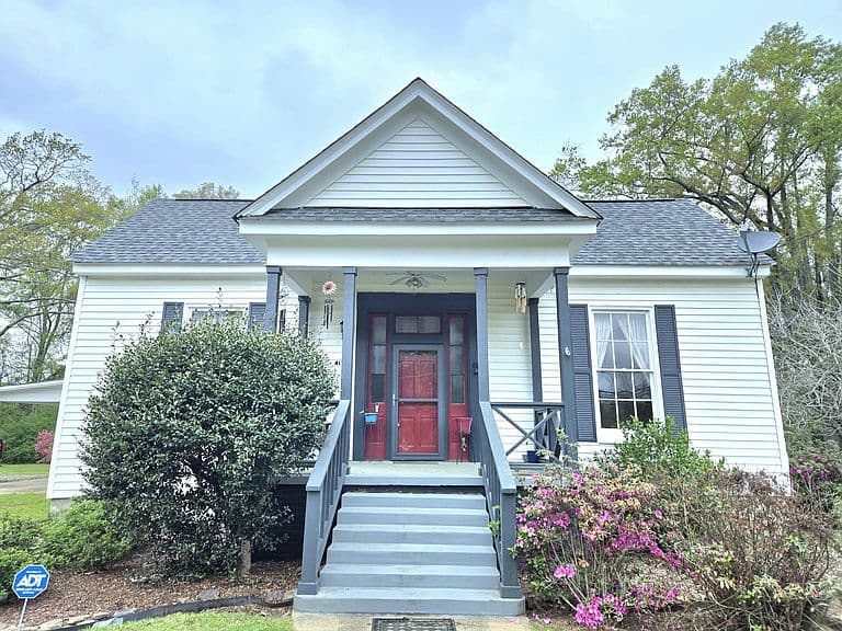 Listing photo