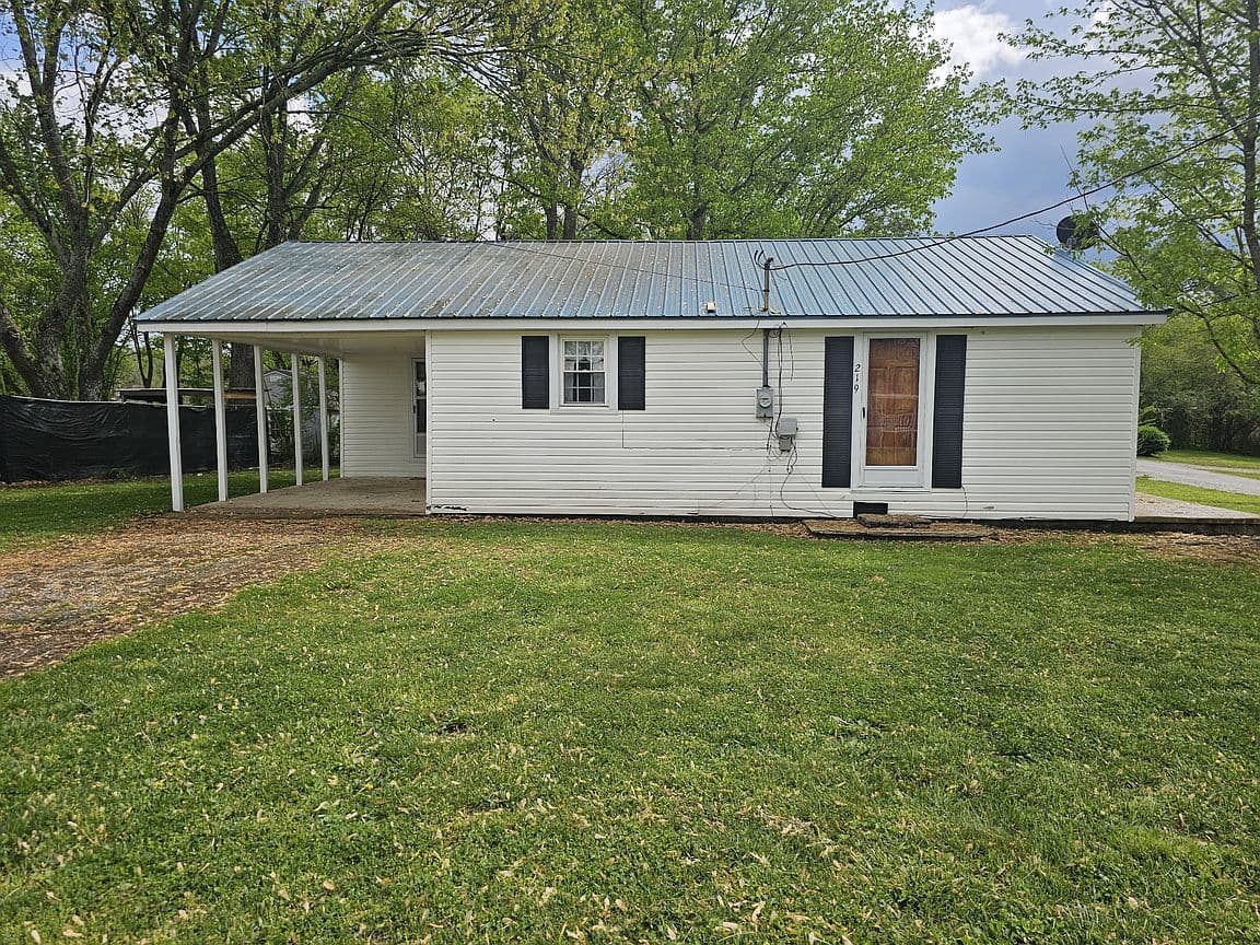 Primary listing photo