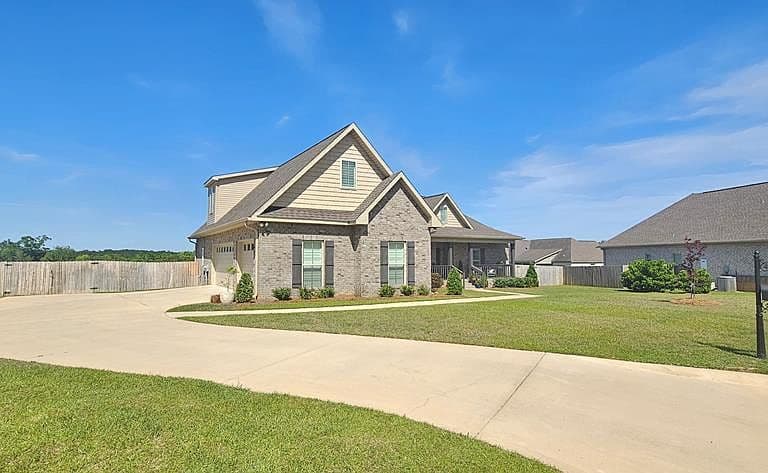 Listing photo 4