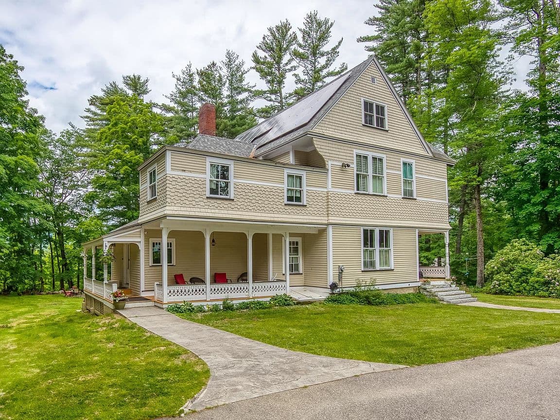 Primary listing photo