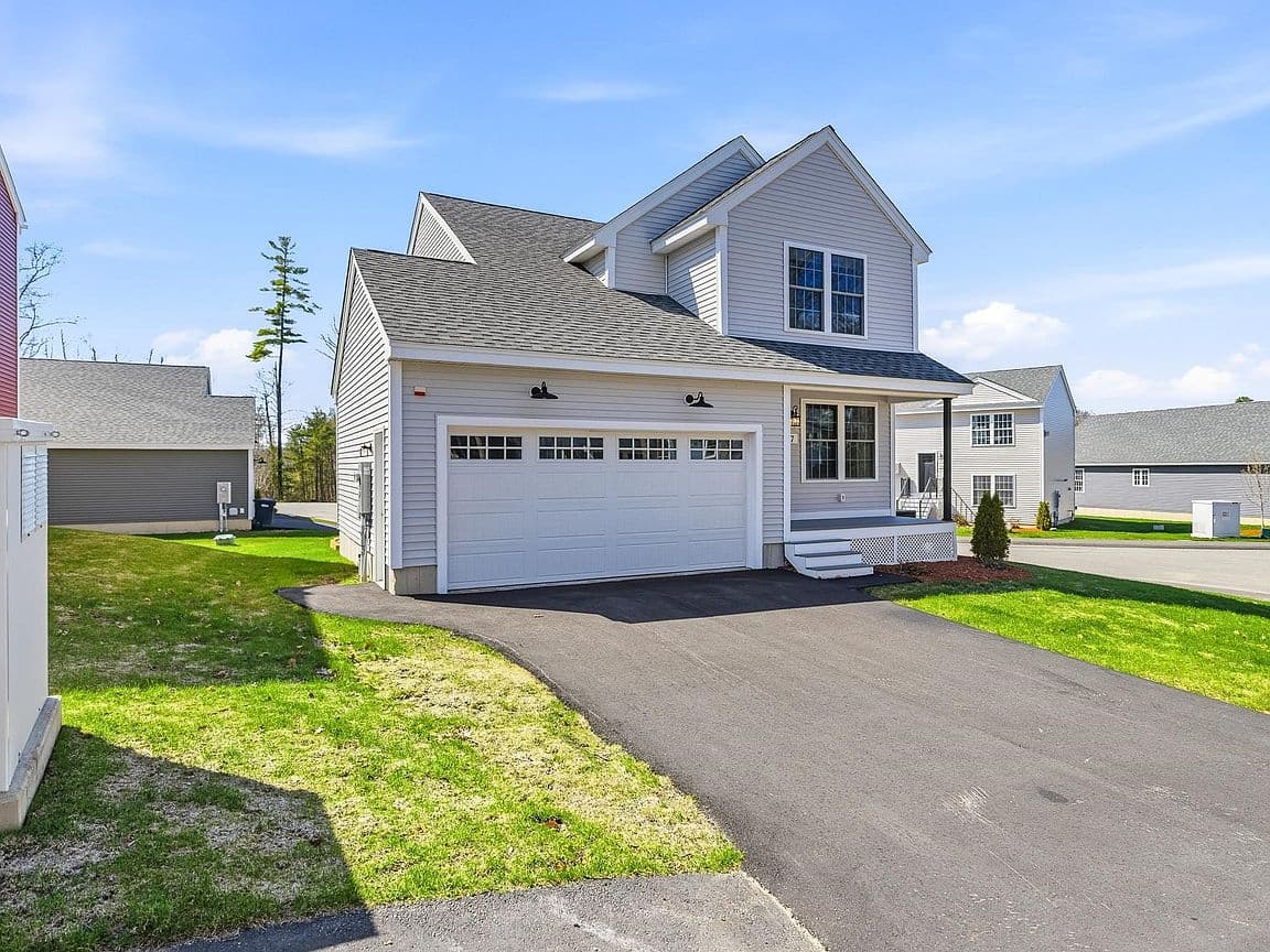 Primary listing photo