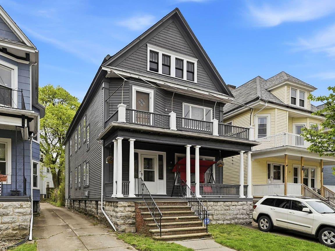 Primary listing photo