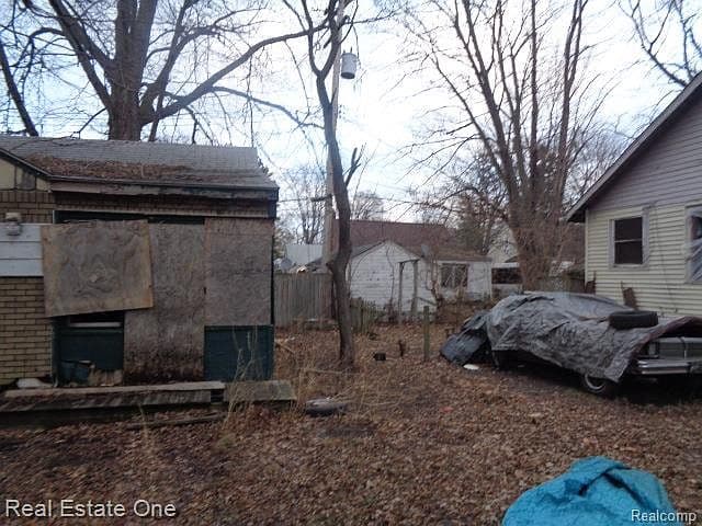 Listing photo 5