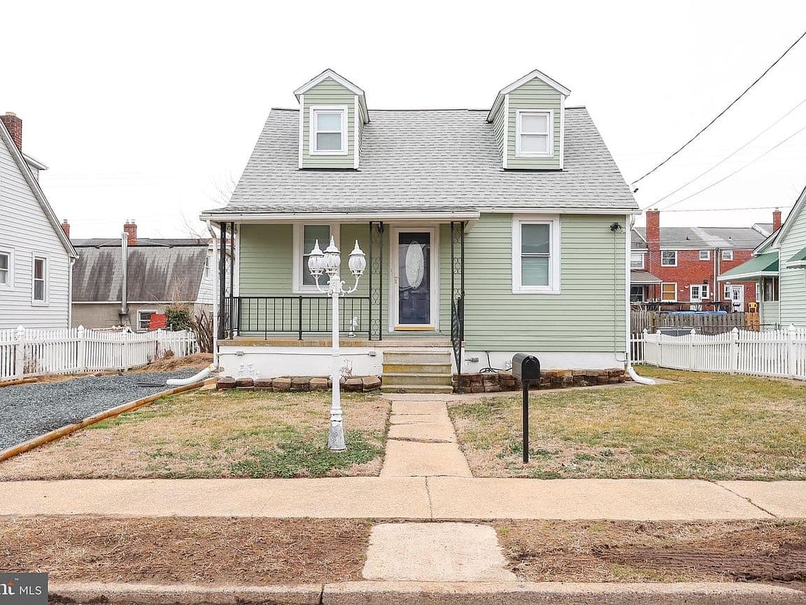 Primary listing photo