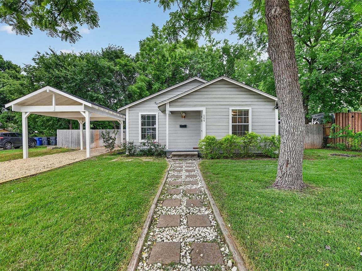 Primary listing photo