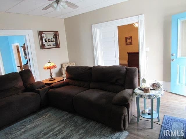 Listing photo 5