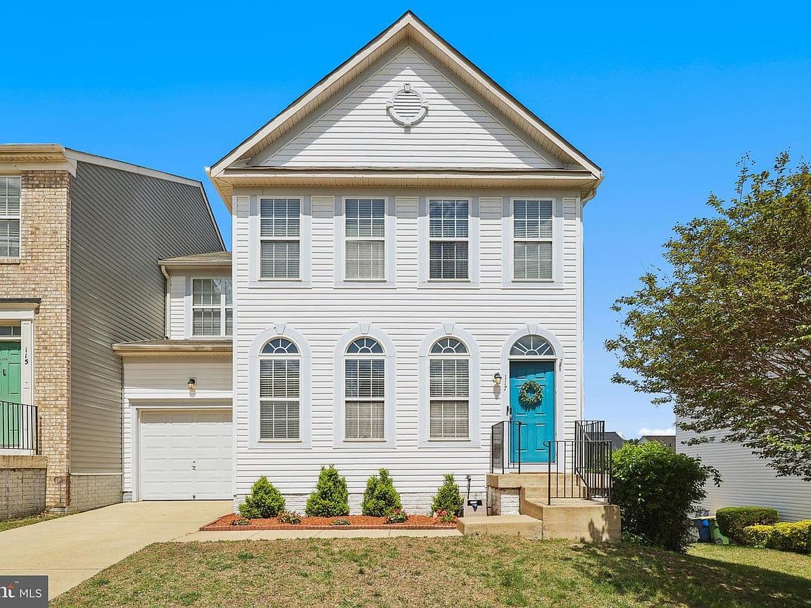 Primary listing photo