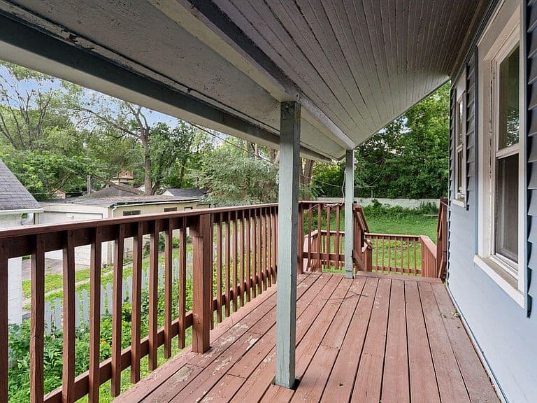Listing photo 4