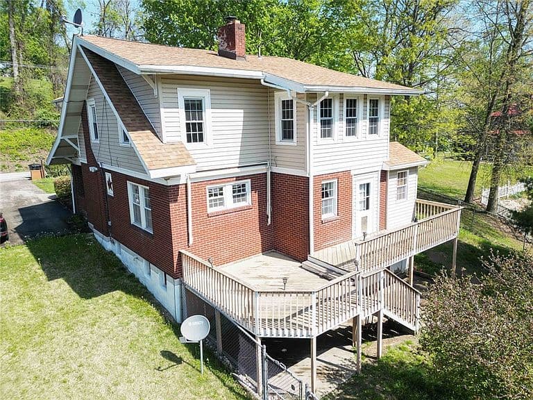 Listing photo 4