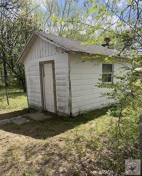 Listing photo 4