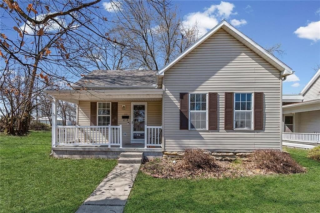Primary listing photo
