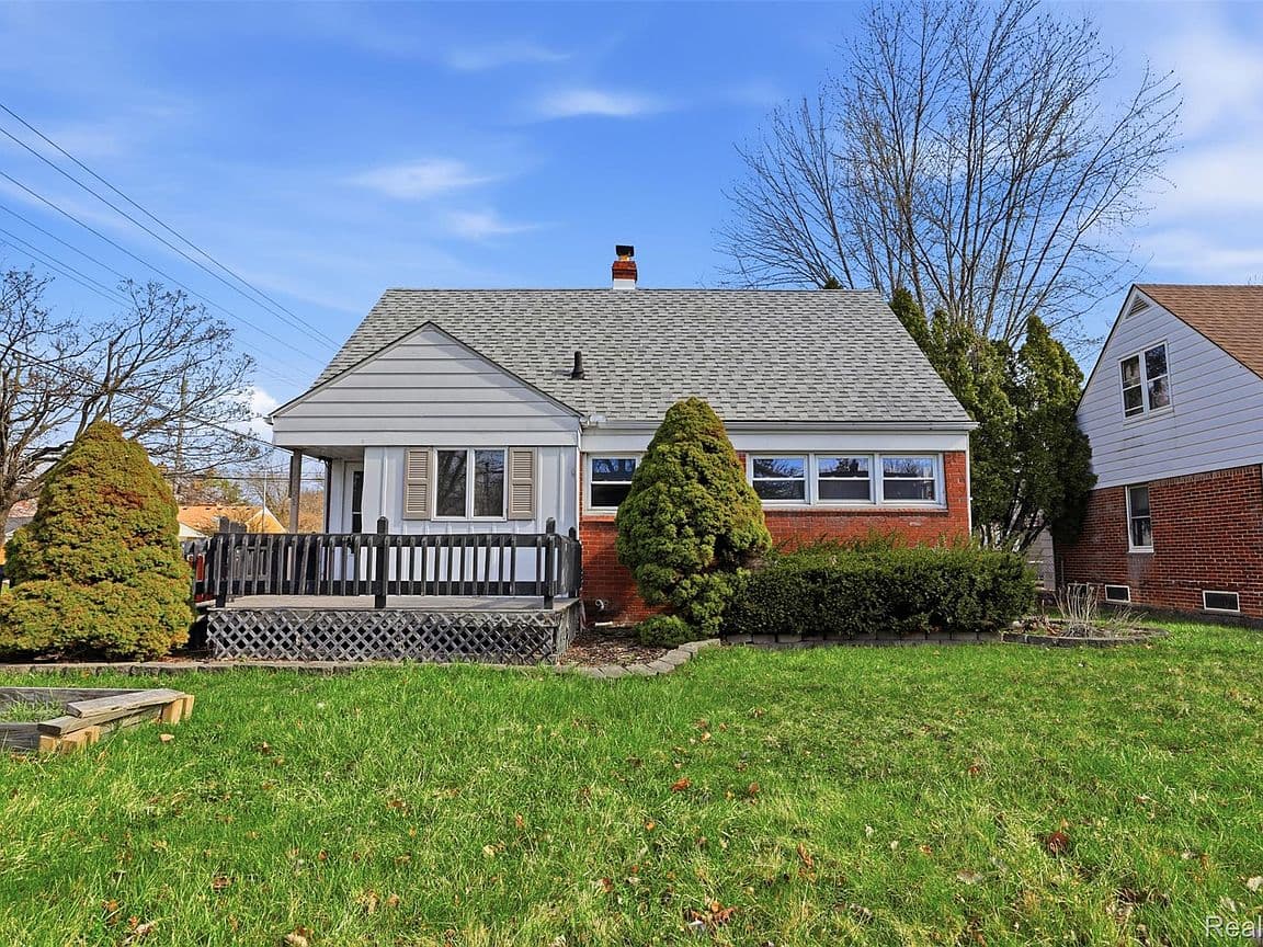 Primary listing photo