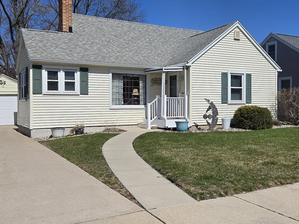 Primary listing photo
