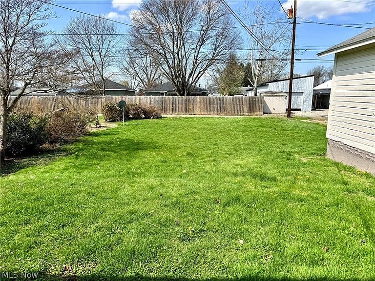 Listing photo 5