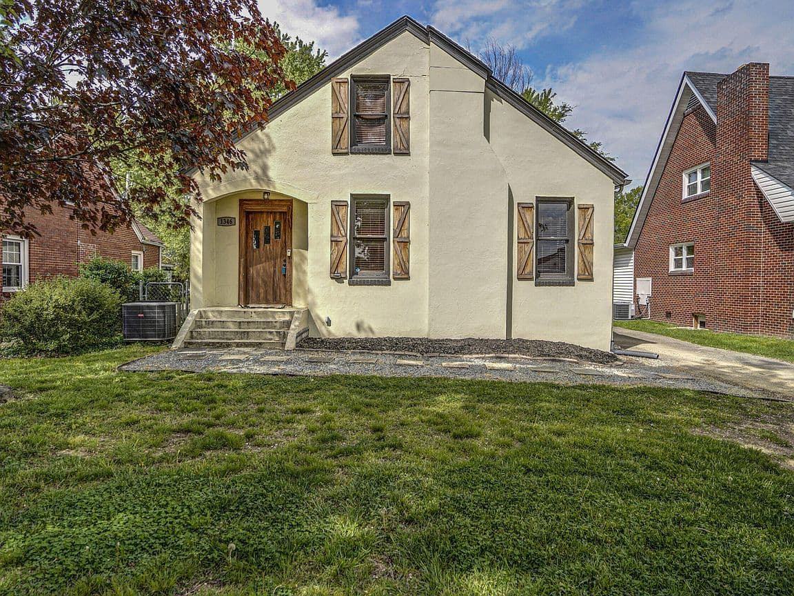 Primary listing photo