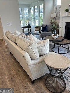 Listing photo 4